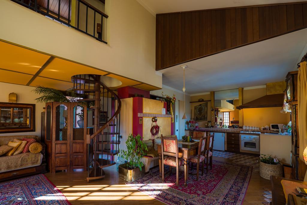 B&B Al Roncaccio 칼코 외부 사진