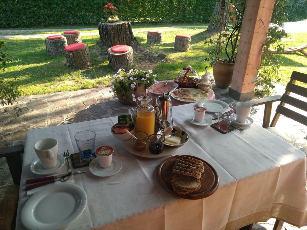 B&B Al Roncaccio 칼코 외부 사진